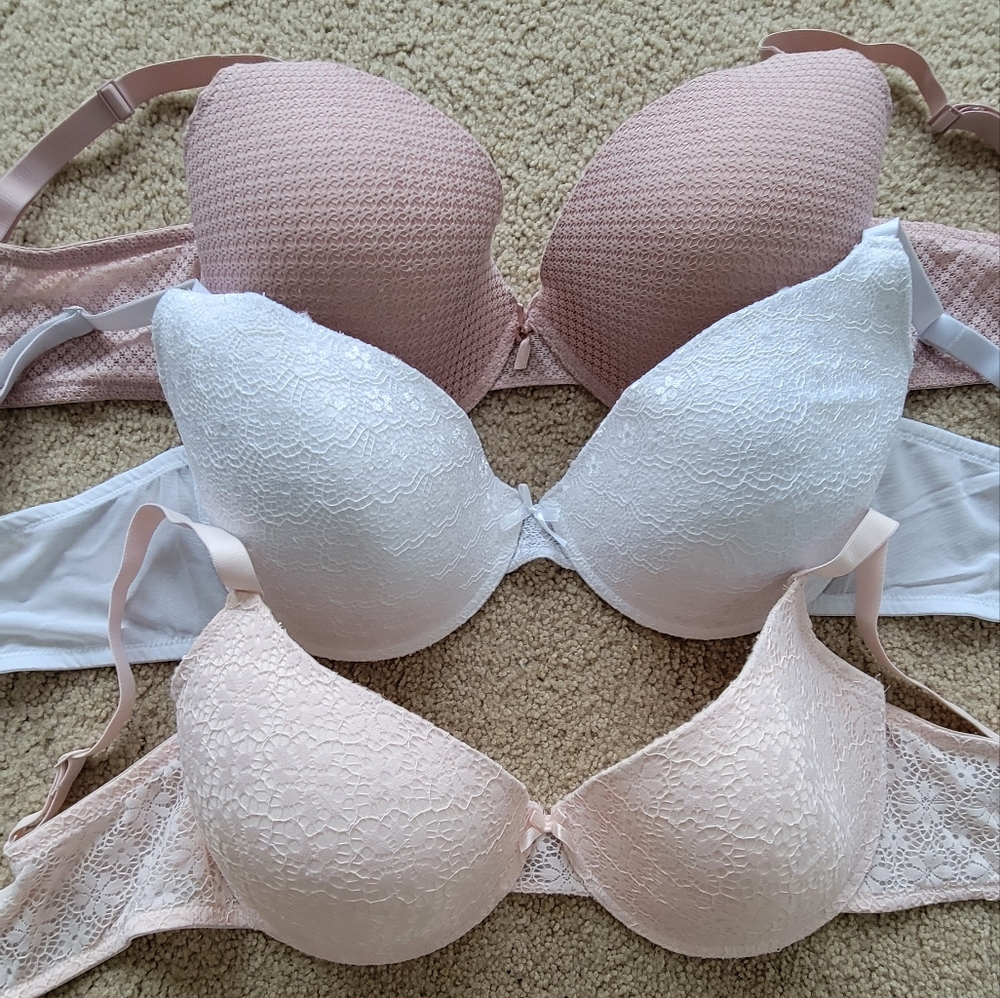Laura Ashley bras- set of 3, good condition